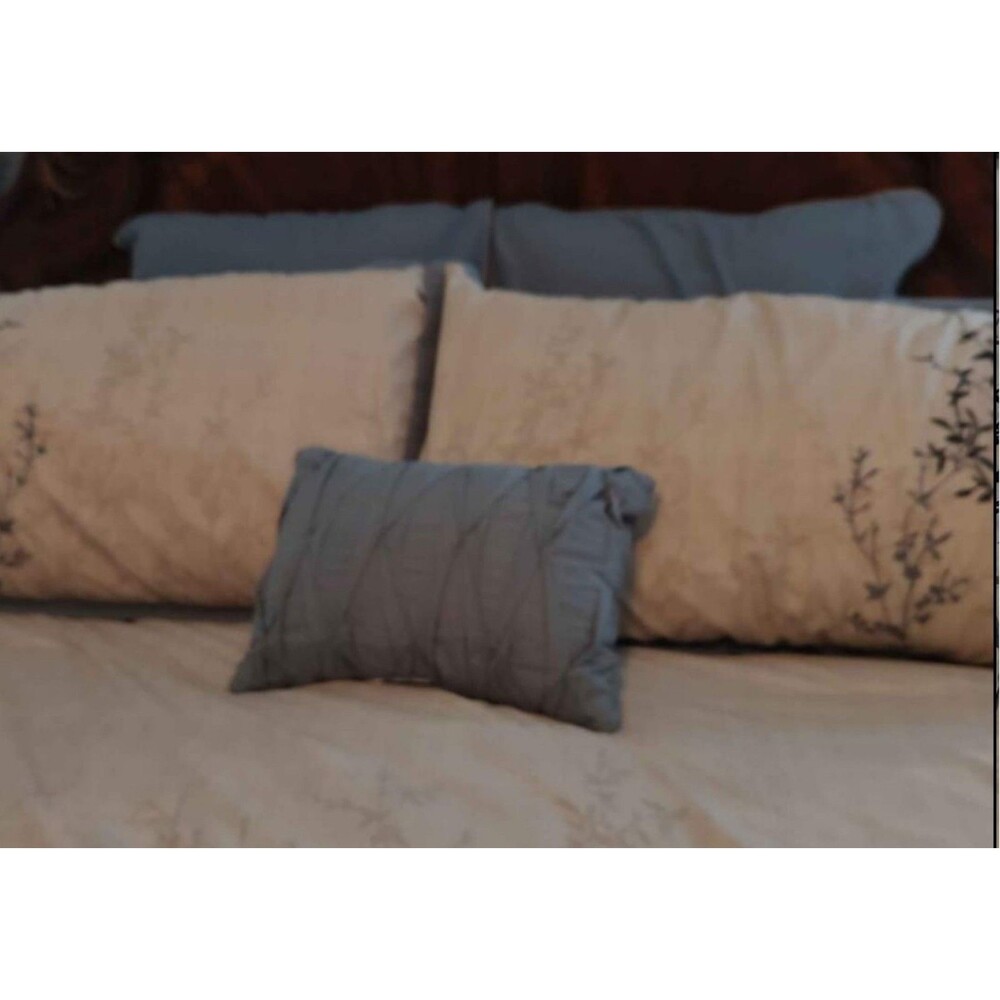 King size comforter set - Picture 3 of 8
